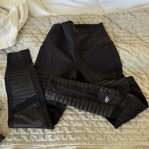 ALO Yoga Black Leggings
